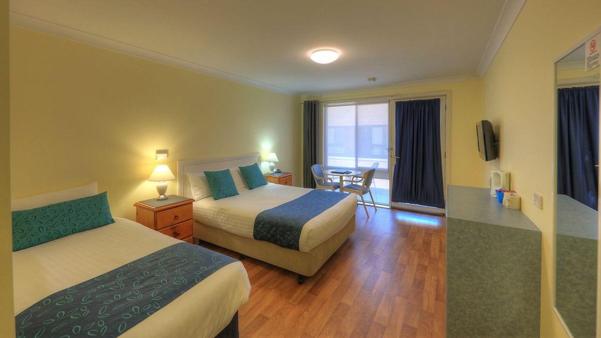 Pelican Motor Inn Меримбула Экстерьер фото